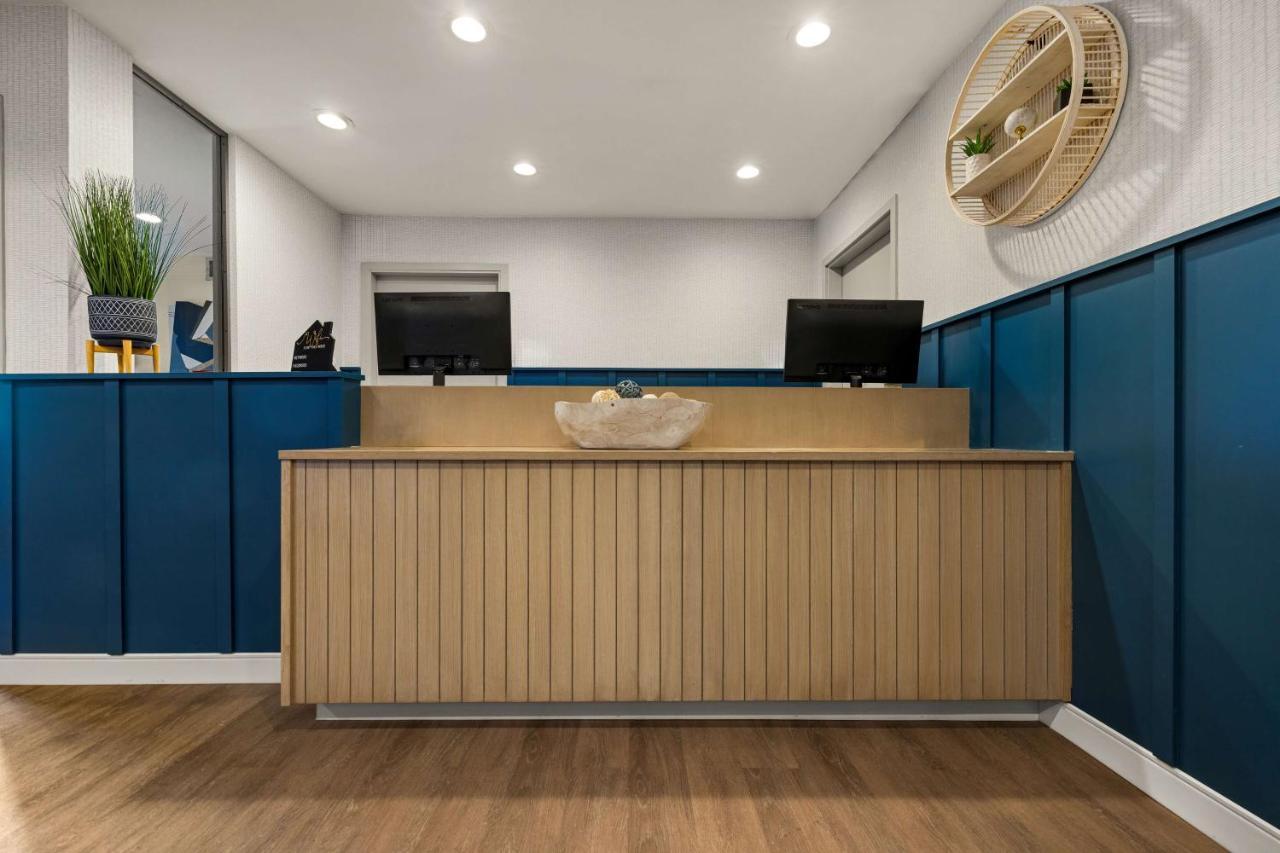 Sonesta Simply Suites Irvine East Foothill Lake Forest Buitenkant foto