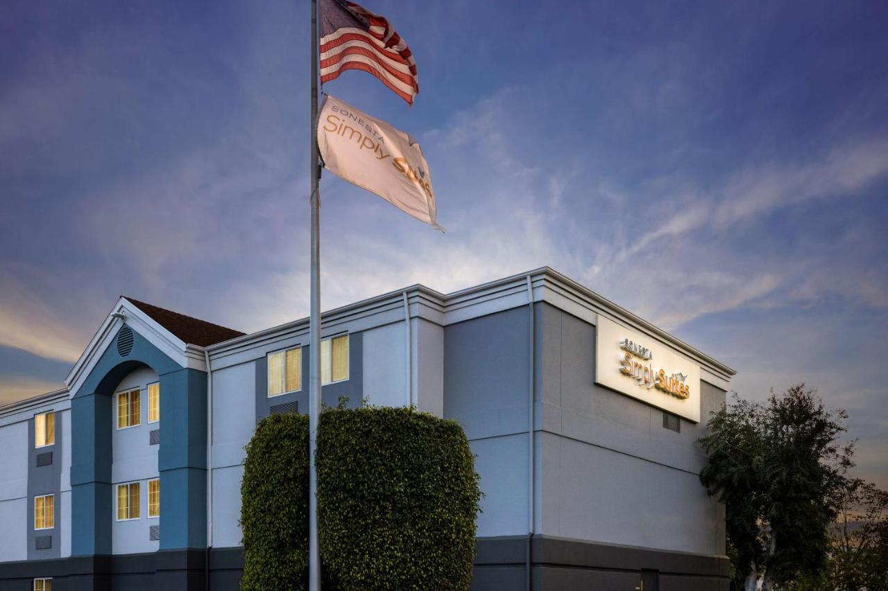 Sonesta Simply Suites Irvine East Foothill Lake Forest Buitenkant foto
