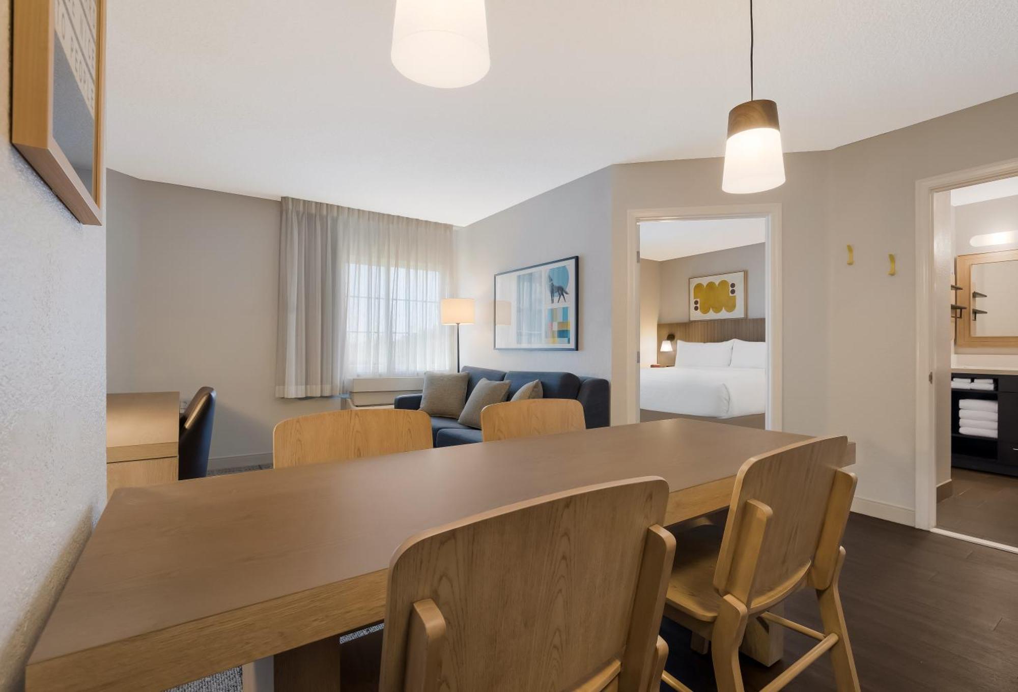 Sonesta Simply Suites Irvine East Foothill Lake Forest Buitenkant foto