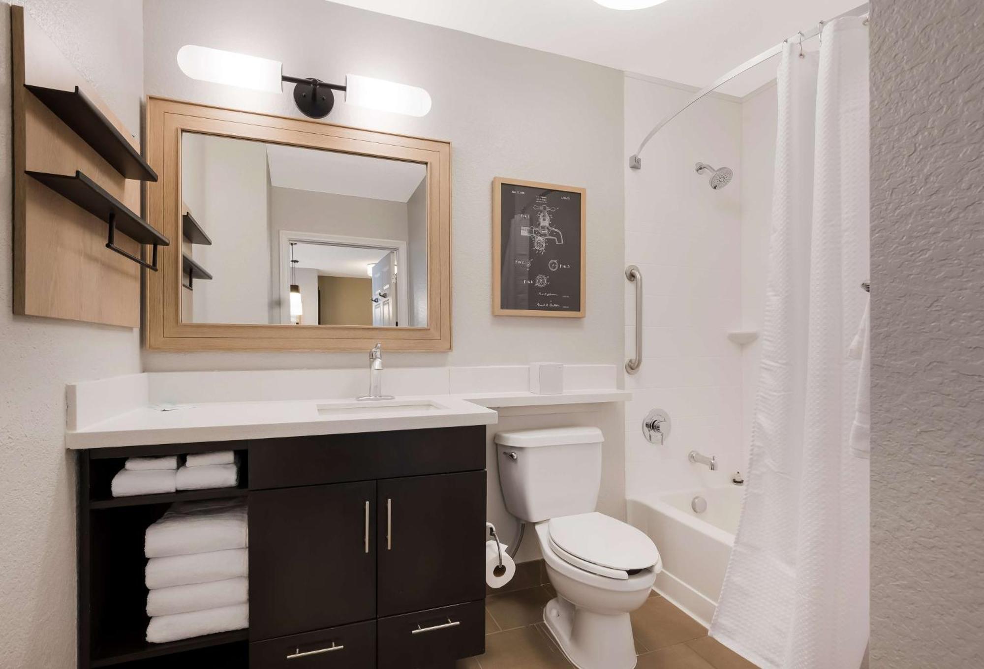 Sonesta Simply Suites Irvine East Foothill Lake Forest Buitenkant foto