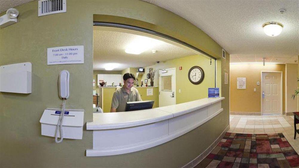 Sonesta Simply Suites Irvine East Foothill Lake Forest Buitenkant foto